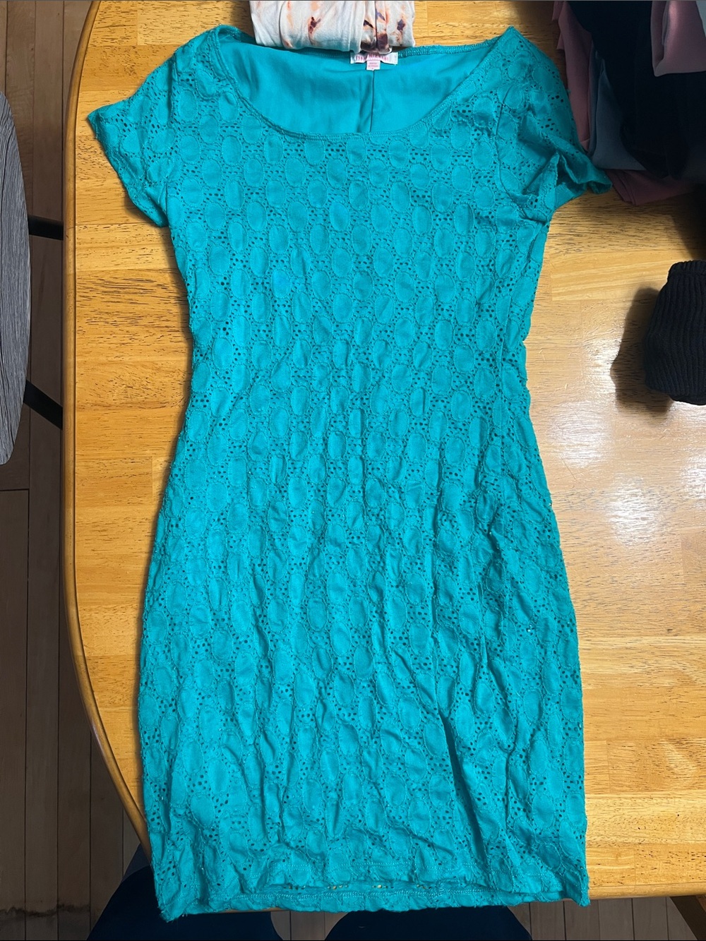 Turquoise Lace Short Sleeve Dress - Brand Unknown